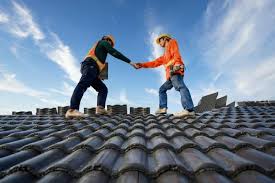 Fast & Reliable Emergency Roof Repairs in Venice, FL